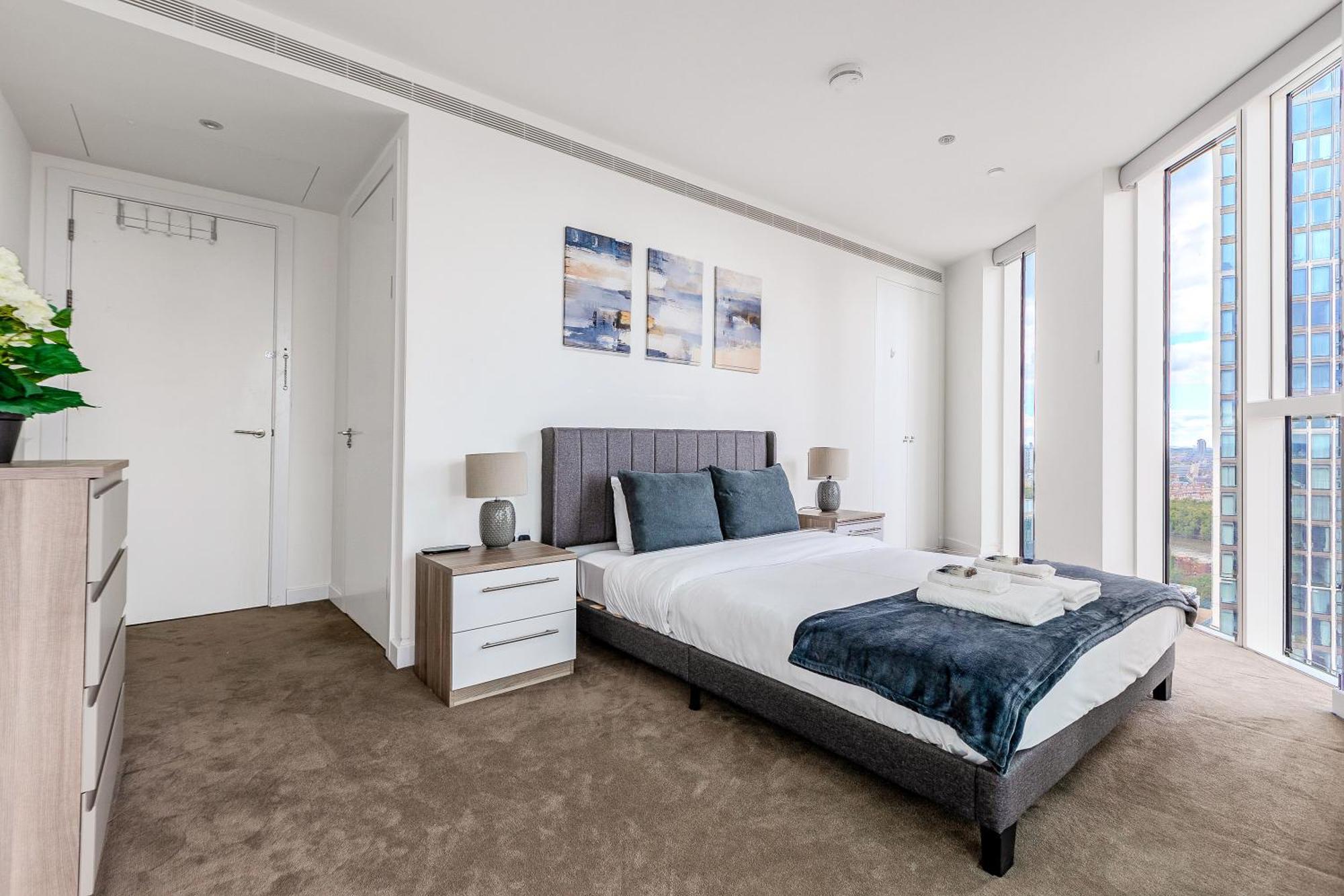 Apartment Bright 2br High Floor Flat, Nine Elms, 3min Tube London